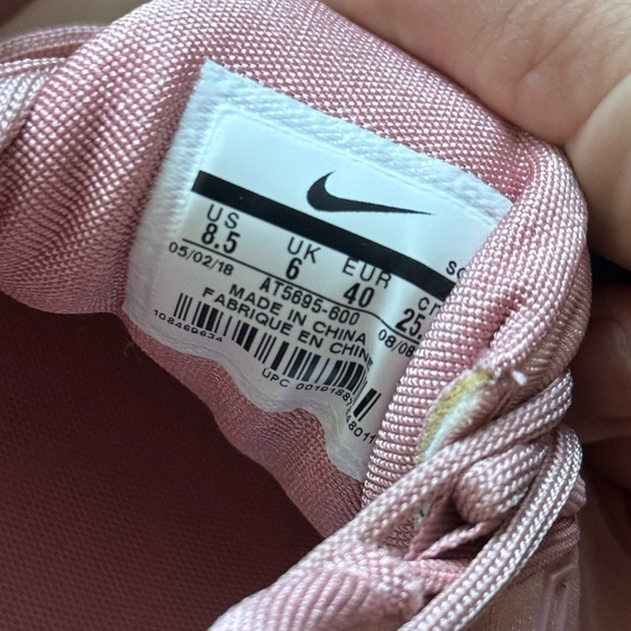 Nike Air Max Plus (TN) – Pink / Rose Gold - Picture 8 of 10